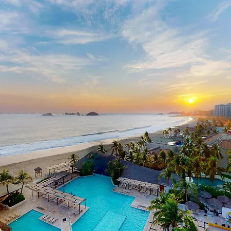 Park Royal Beach Ixtapa-3